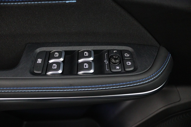 Lynk & Co 01 - 1.5 23