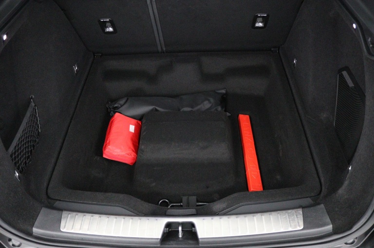 Lynk & Co 01 - 1.5 30