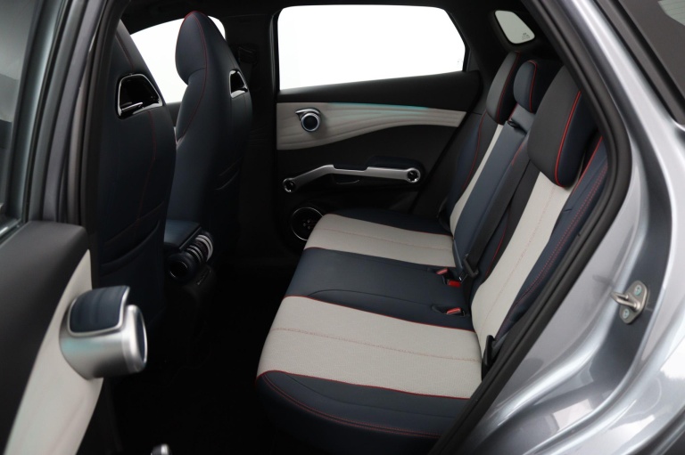 BYD ATTO 3 - Comfort 60 kWh 15