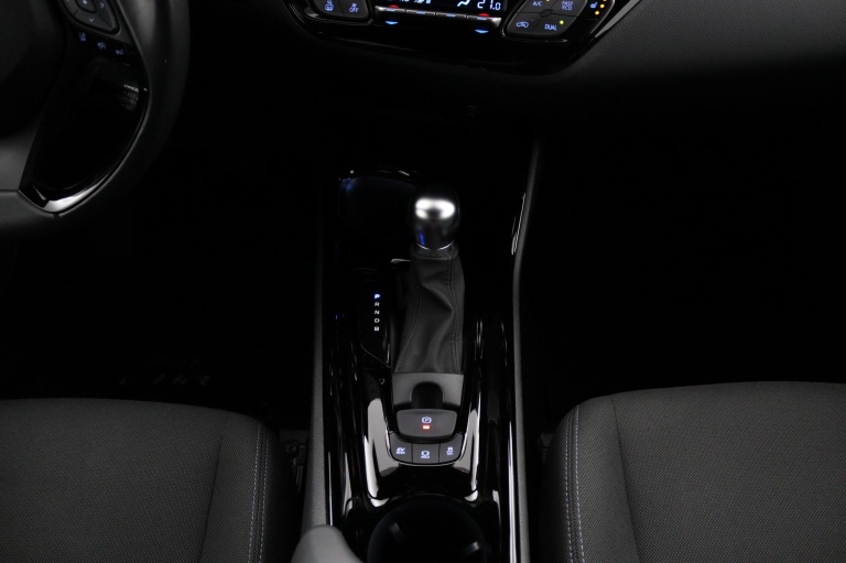 Toyota C-HR - 1.8 Hybrid Style 26
