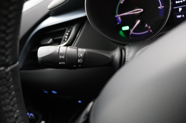 Toyota C-HR - 1.8 Hybrid Style 30