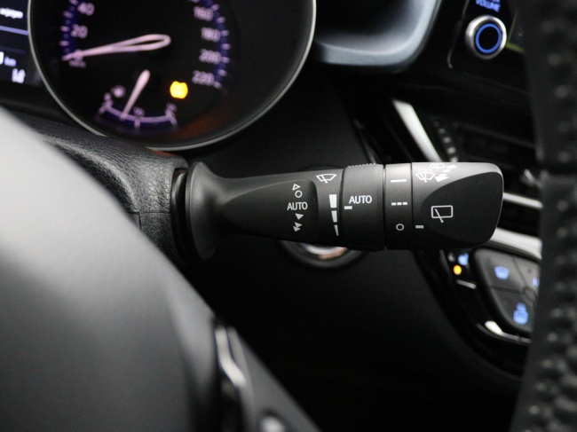 Toyota C-HR - 1.8 Hybrid Style