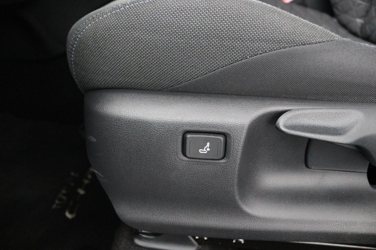 Toyota C-HR - 1.8 Hybrid Style 40