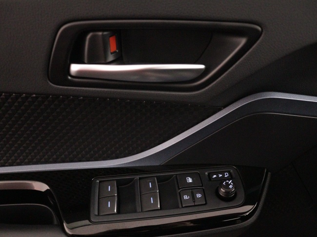 Toyota C-HR - 1.8 Hybrid Bi-Tone Plus