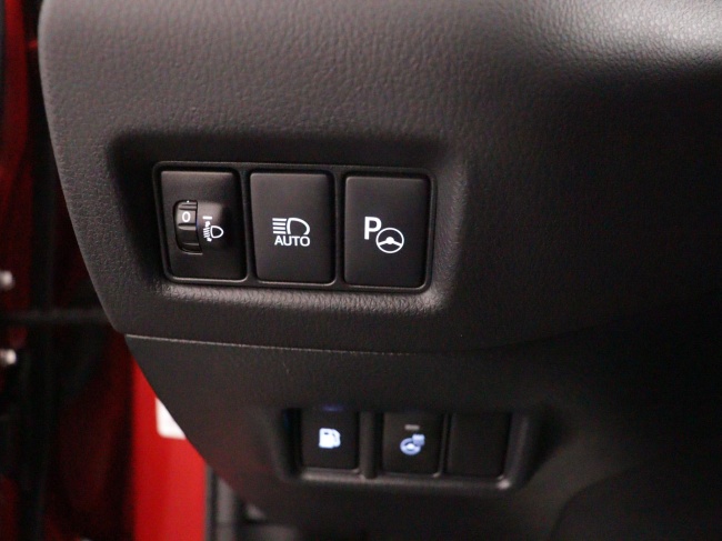 Toyota C-HR - 1.8 Hybrid Bi-Tone Plus