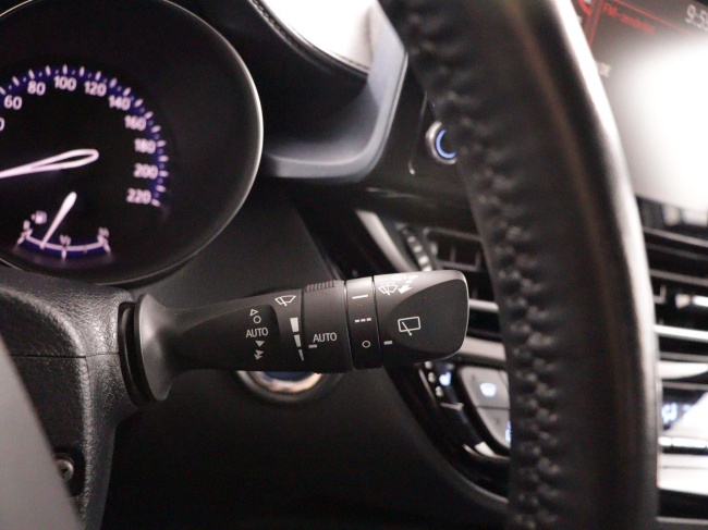 Toyota C-HR - 1.8 Hybrid Bi-Tone Plus