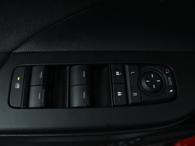 Toyota C-HR - 1.8 Hybrid 140 Dynamic