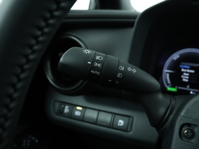 Toyota C-HR - 1.8 Hybrid 140 Dynamic