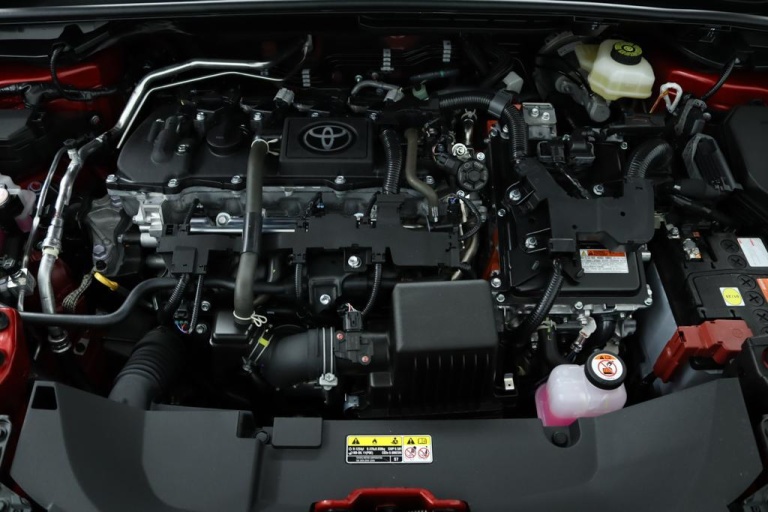 Toyota C-HR - 1.8 Hybrid 140 Dynamic 32