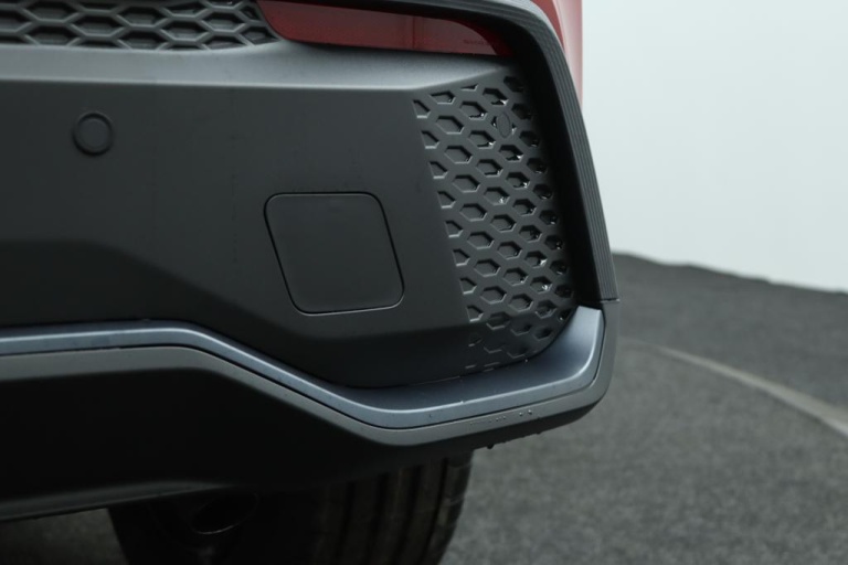 Toyota C-HR - 1.8 Hybrid 140 Dynamic 37