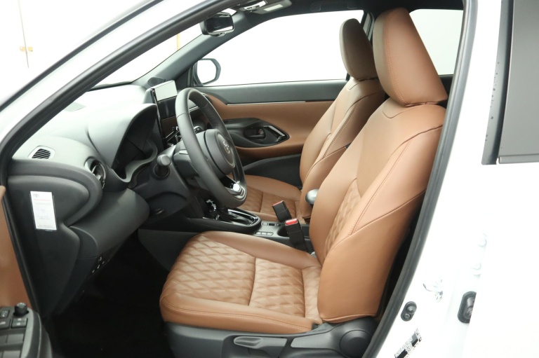 Toyota Yaris Cross - 1.5 Hybrid 115 Dynamic 16