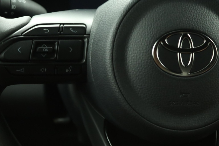 Toyota Yaris Cross - 1.5 Hybrid 115 Dynamic 18