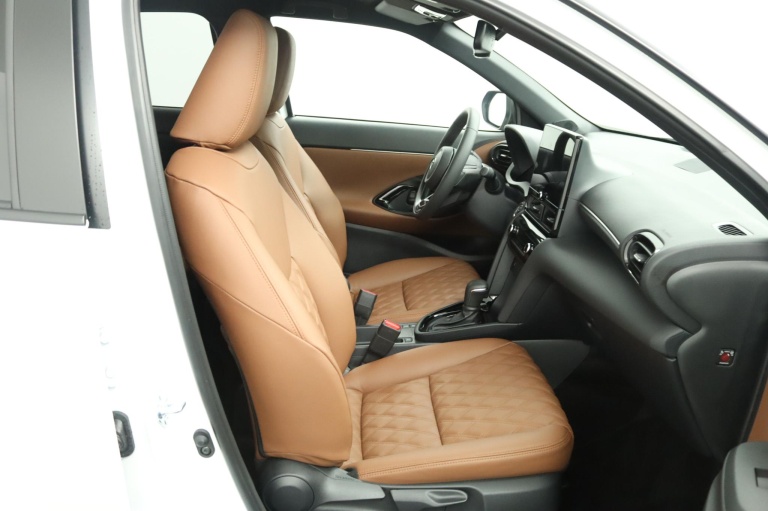 Toyota Yaris Cross - 1.5 Hybrid 115 Dynamic 21