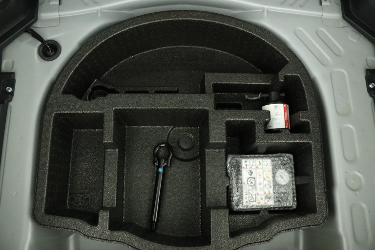 Toyota Yaris Cross - 1.5 Hybrid 115 Dynamic 33