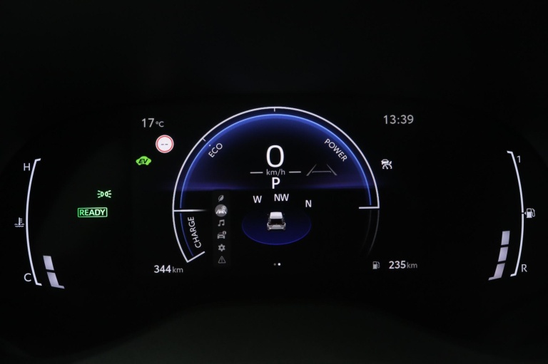 Toyota Yaris Cross - 1.5 Hybrid 115 Dynamic 48