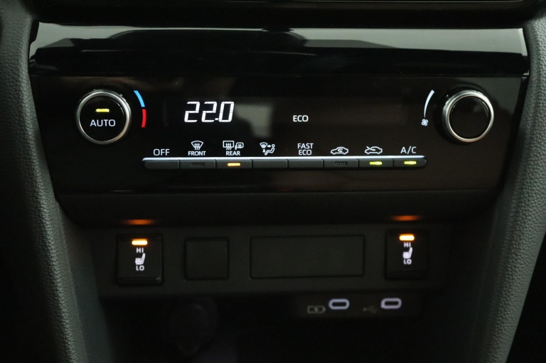 Toyota Yaris Cross - 1.5 Hybrid 115 Dynamic 7