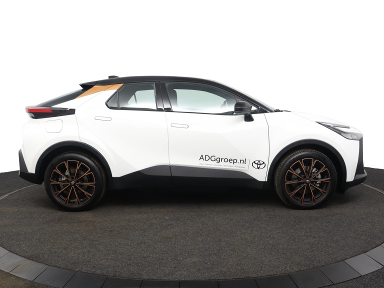 Toyota C-HR - 2.0 Plug-in Hybrid 220 ADG Limited Edition 13
