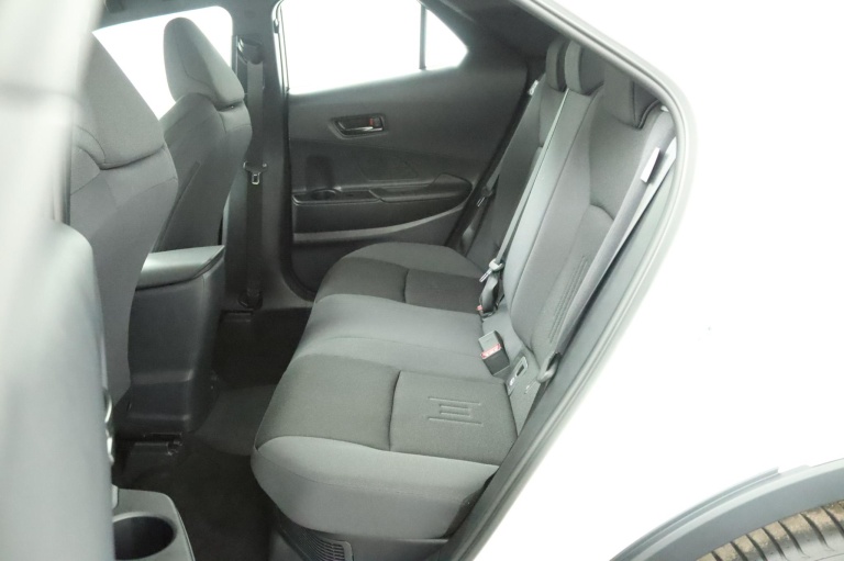 Toyota C-HR - 2.0 Plug-in Hybrid 220 ADG Limited Edition 18