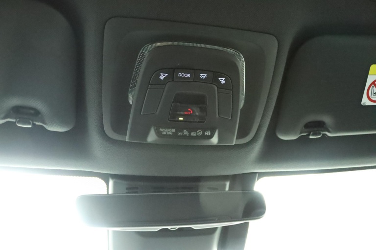 Toyota C-HR - 2.0 Plug-in Hybrid 220 ADG Limited Edition 33