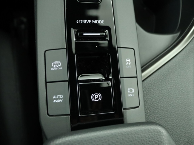 Toyota C-HR - 2.0 Plug-in Hybrid 220 ADG Limited Edition