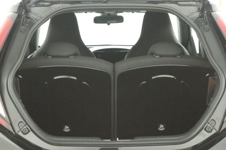 Toyota Aygo X - 1.0 VVT-i MT Play 24