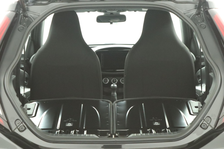 Toyota Aygo X - 1.0 VVT-i MT Play 26