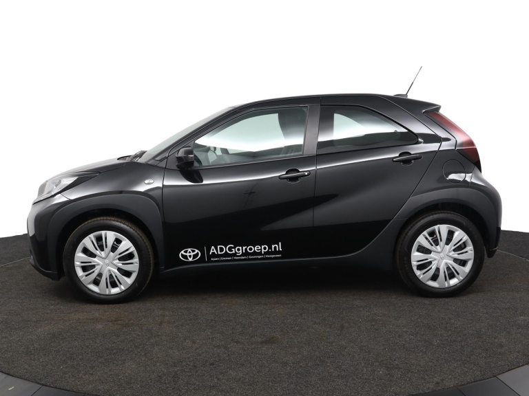 Toyota Aygo X - 1.0 VVT-i MT Play 3