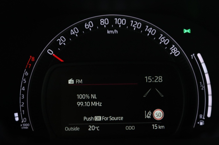 Toyota Aygo X - 1.0 VVT-i MT Play 44