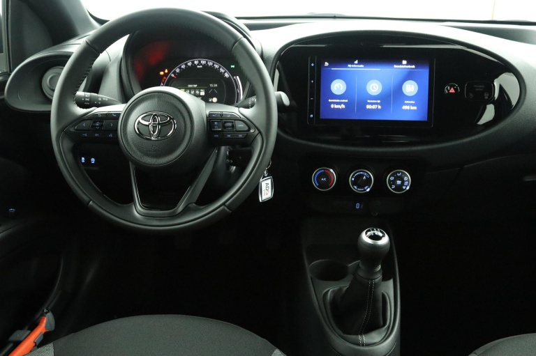 Toyota Aygo X - 1.0 VVT-i MT Play 55