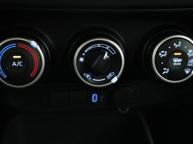 Toyota Aygo X - 1.0 VVT-i MT Play