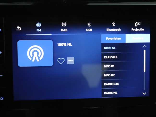 Toyota Aygo X - 1.0 VVT-i MT Play