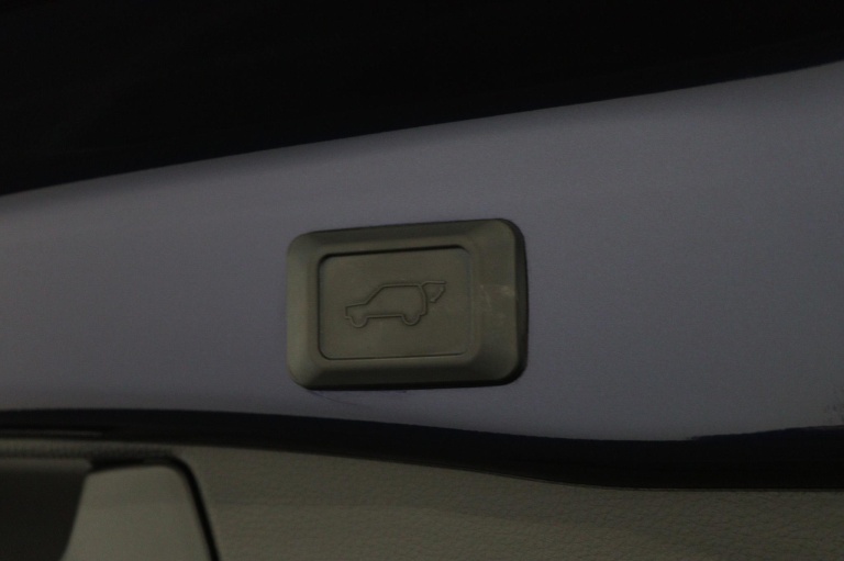 Toyota RAV4 - 2.5 Hybrid Style 41