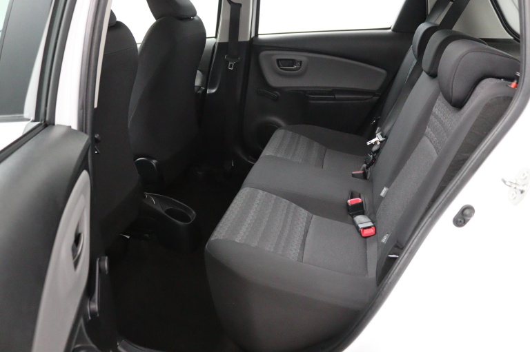 Toyota Yaris - 1.0 VVT-i Aspiration 12