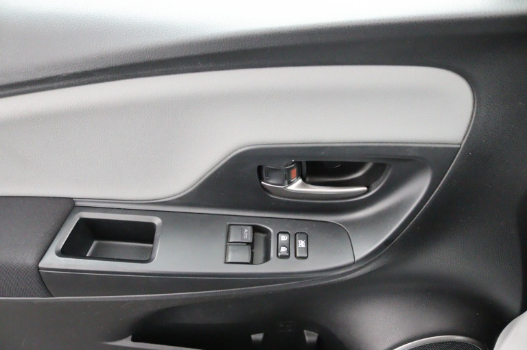 Toyota Yaris - 1.0 VVT-i Aspiration 25