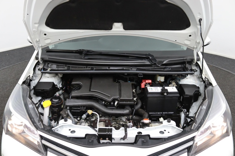 Toyota Yaris - 1.0 VVT-i Aspiration 33