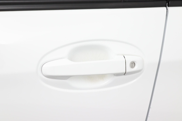 Toyota Yaris - 1.0 VVT-i Aspiration 36