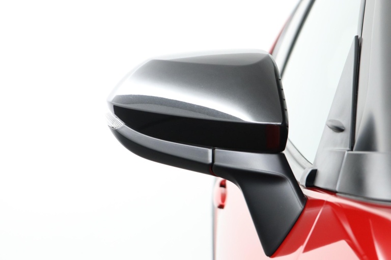 Toyota Yaris Cross - 1.5 Hybrid Adventure AWD 36