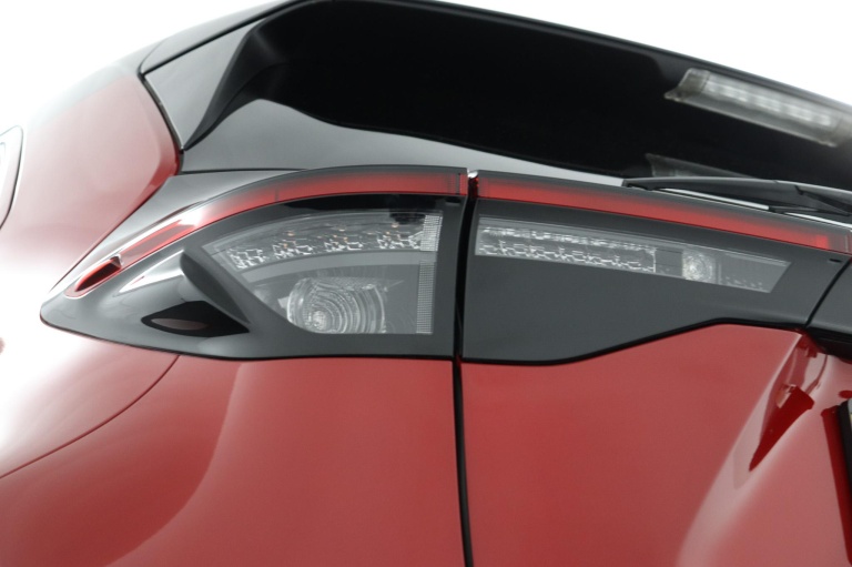 Toyota Yaris Cross - 1.5 Hybrid Adventure AWD 37