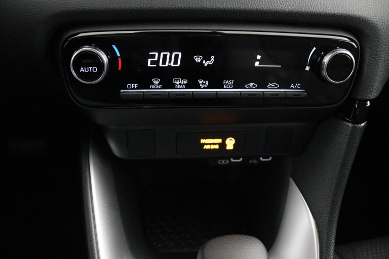 Toyota Yaris - 1.5 Hybrid 115 Comfort 16