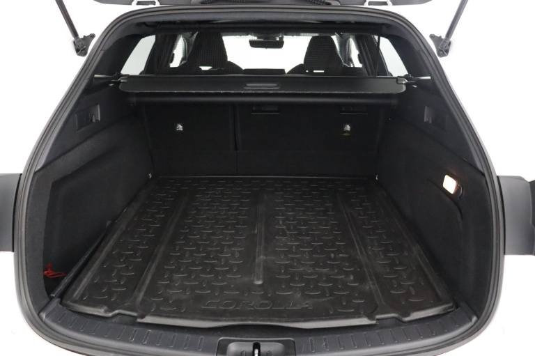 Toyota Corolla Touring Sports - 2.0 Hybrid Executive Limited 23