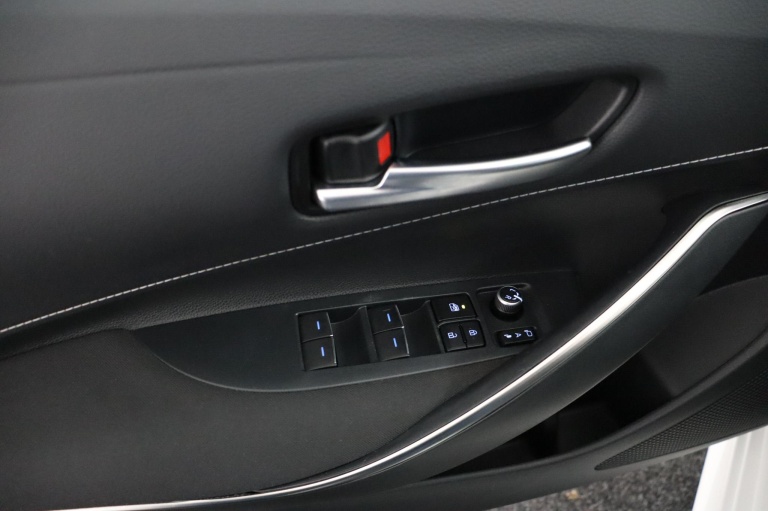 Toyota Corolla Touring Sports - 2.0 Hybrid Executive Limited 28