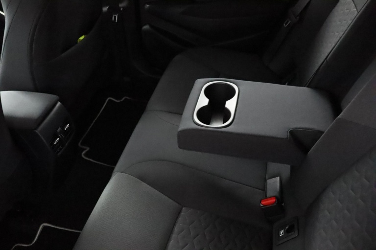 Toyota Corolla Touring Sports - 2.0 Hybrid Executive Limited 41