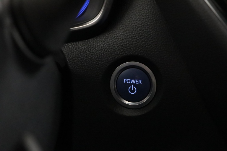 Toyota Corolla Touring Sports - 2.0 Hybrid Executive Limited 48