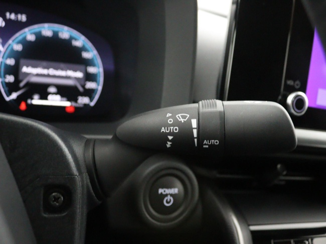 Toyota C-HR - 2.0 Plug-in Hybrid 220 Dynamic