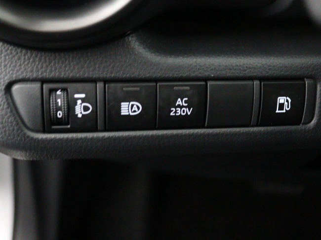 Toyota C-HR - 2.0 Plug-in Hybrid 220 Dynamic