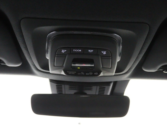 Toyota C-HR - 2.0 Plug-in Hybrid 220 Dynamic