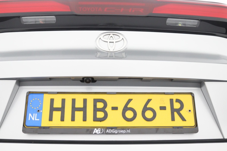 Toyota C-HR - 2.0 Plug-in Hybrid 220 Dynamic 34
