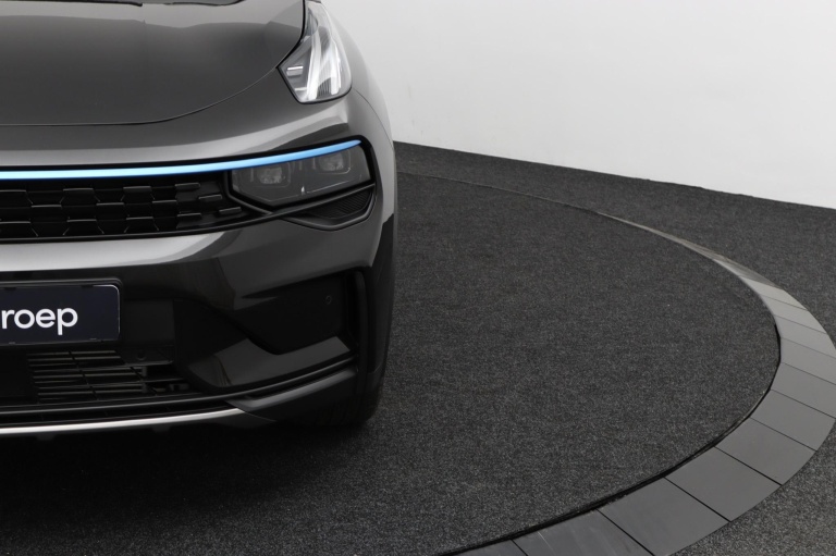 Lynk & Co 01 - 1.5 33