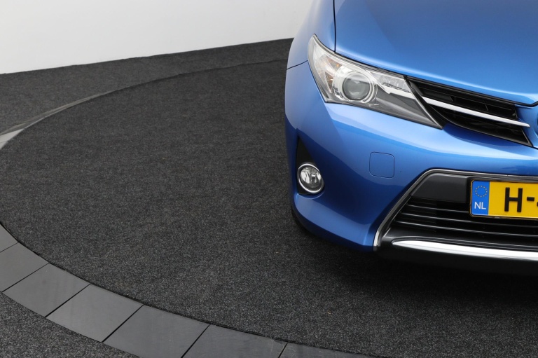 Toyota Auris Touring Sports - 1.8 Hybrid 35