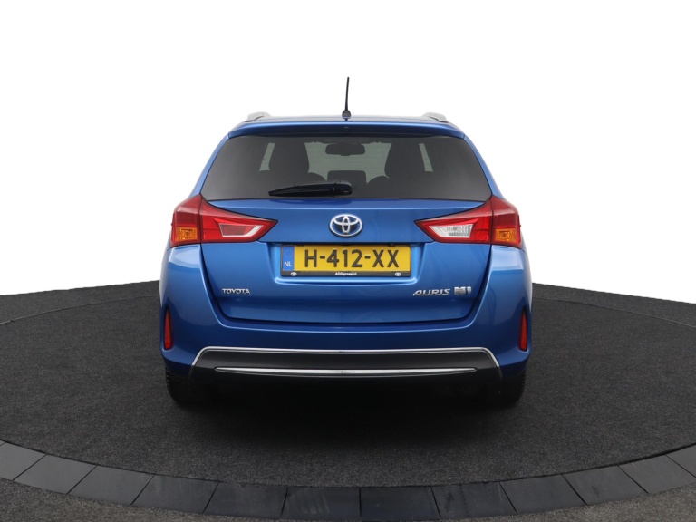 Toyota Auris Touring Sports - 1.8 Hybrid 46